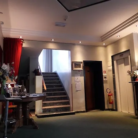 Niagara Hotel Rímini