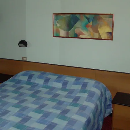 Niagara 3* リミニ