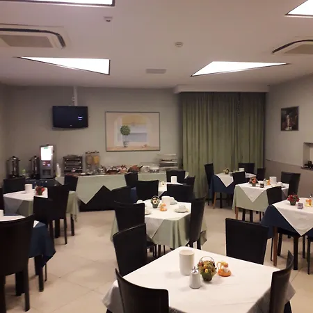 Hotel Niagara Rímini