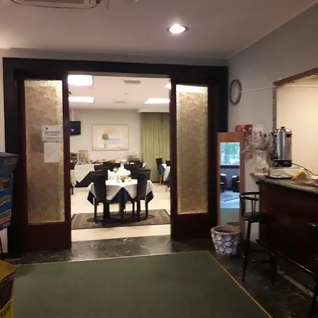 Hotel Niagara