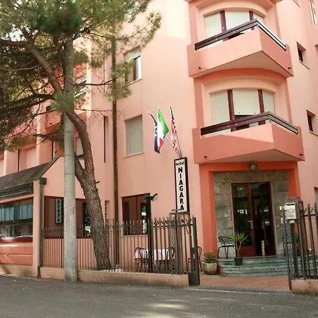 Hotel Niagara
